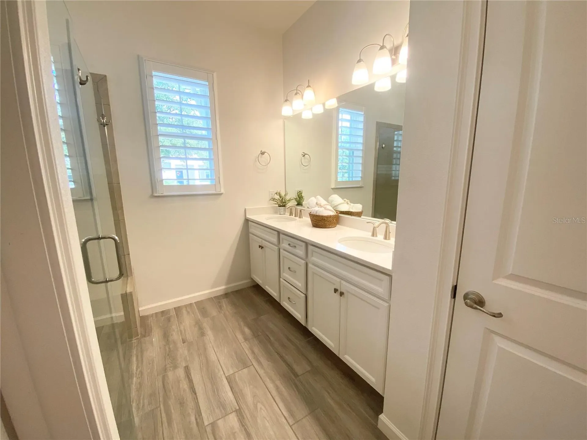 724 Winterside Drive Apollo Beach FL 33572
