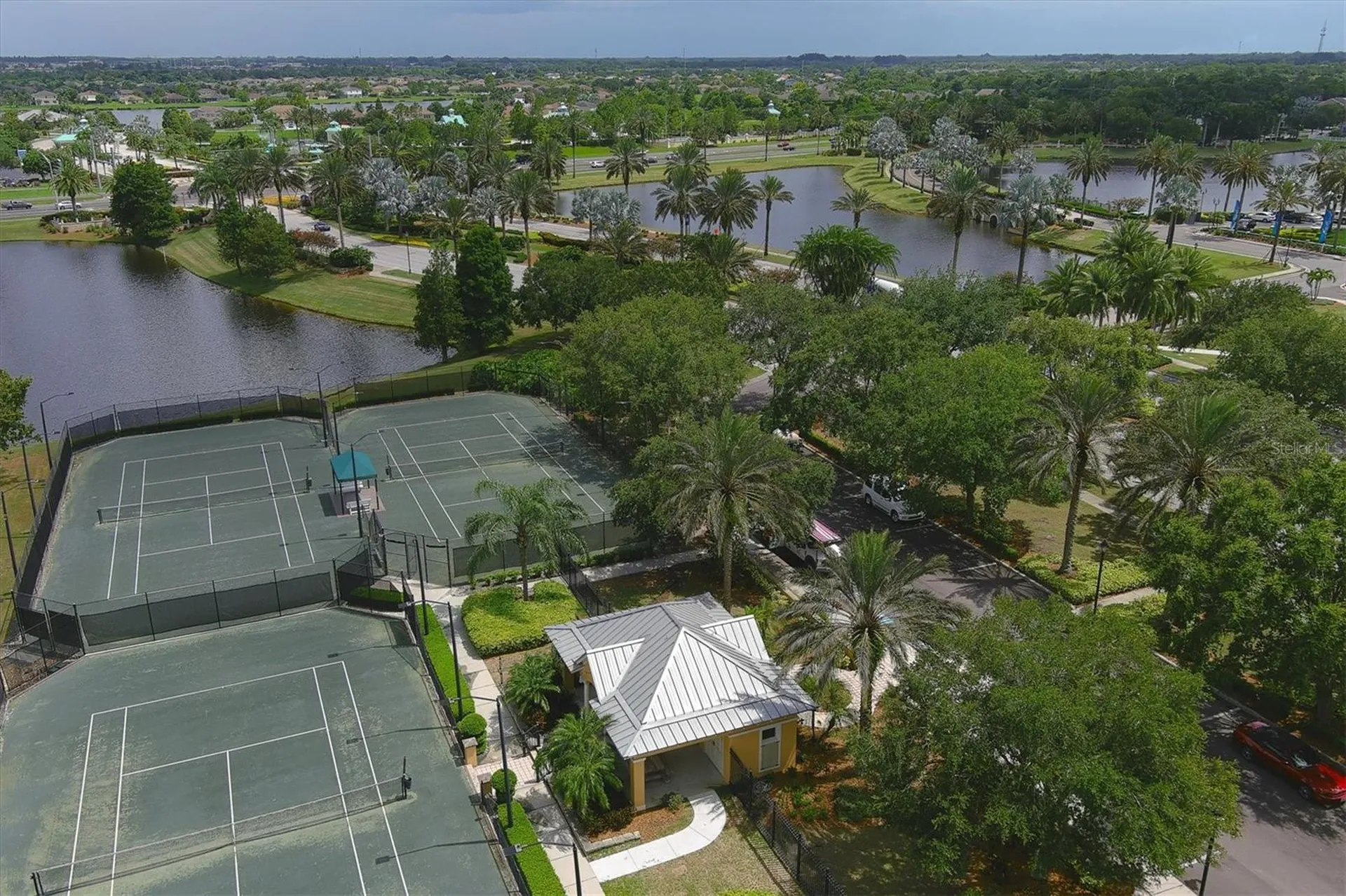 724 Winterside Drive Apollo Beach FL 33572