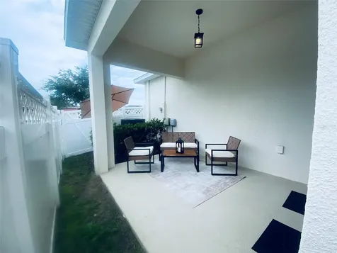 724 Winterside Drive Apollo Beach FL 33572
