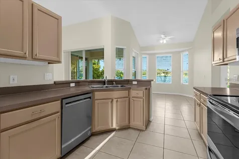 13131 Luxbury Loop Orlando FL 32837