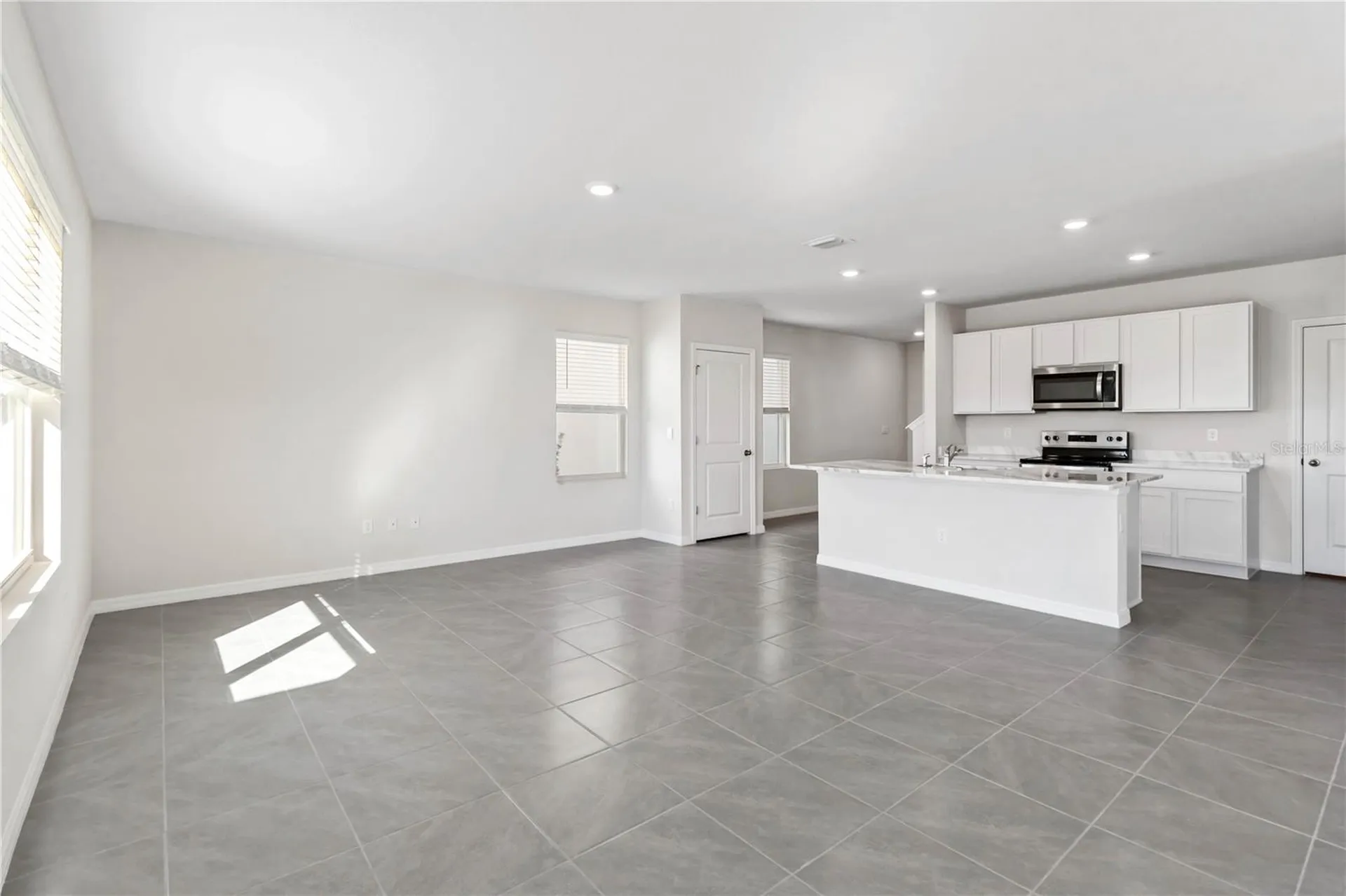 3394 Hilltop Circle Bradenton FL 34211