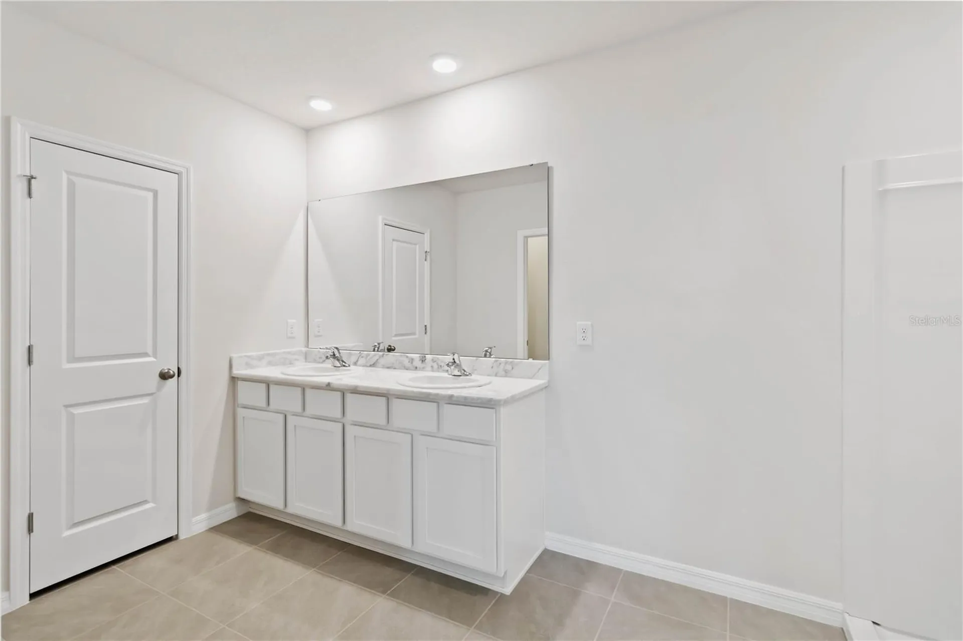 3394 Hilltop Circle Bradenton FL 34211