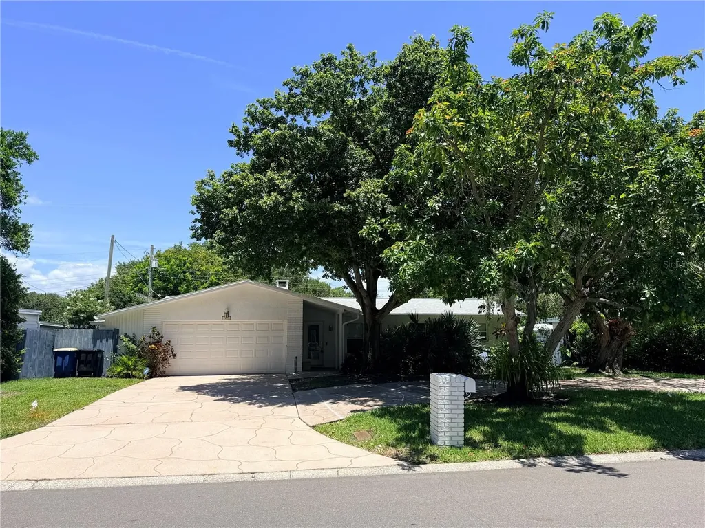 1479 S Evergreen Avenue Clearwater FL 33756