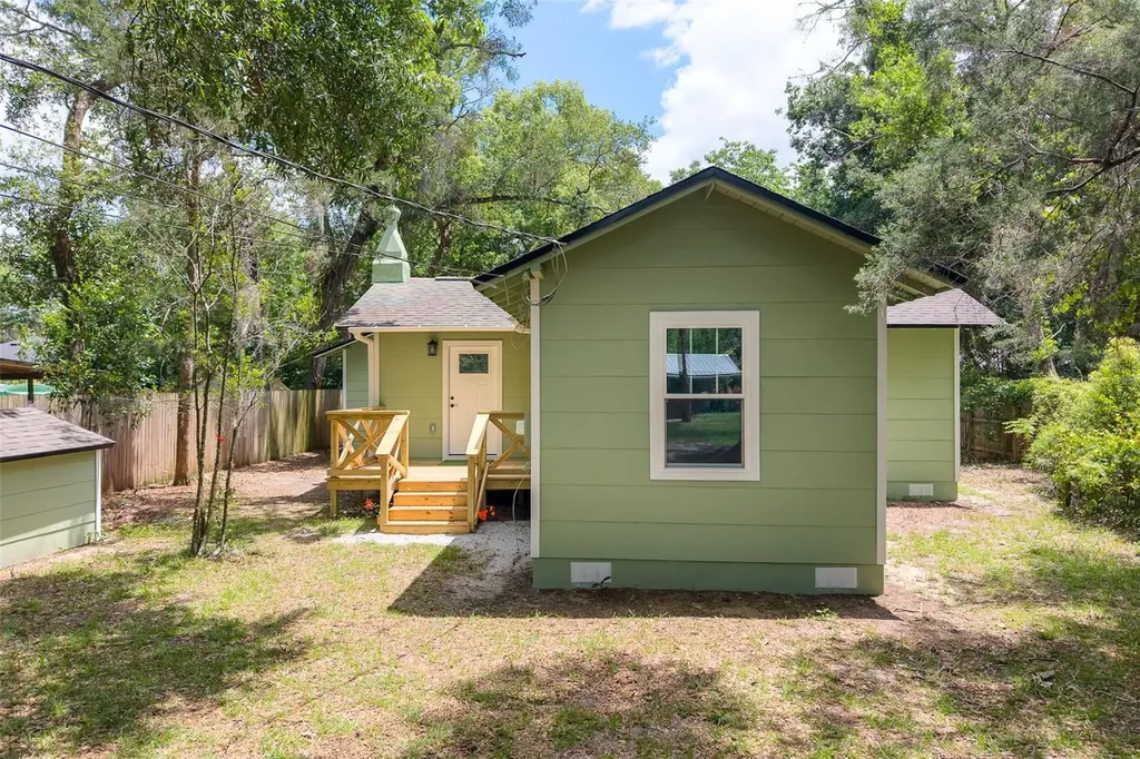 1935 NW 33rd Avenue Gainesville FL 32605