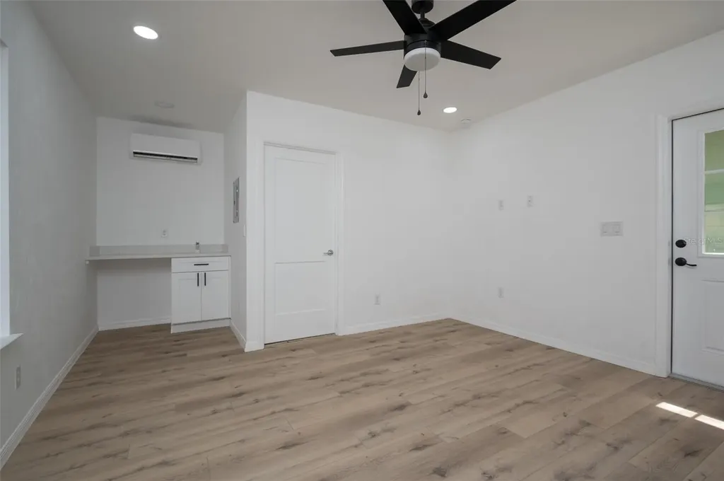 1935 NW 33rd Avenue Gainesville FL 32605