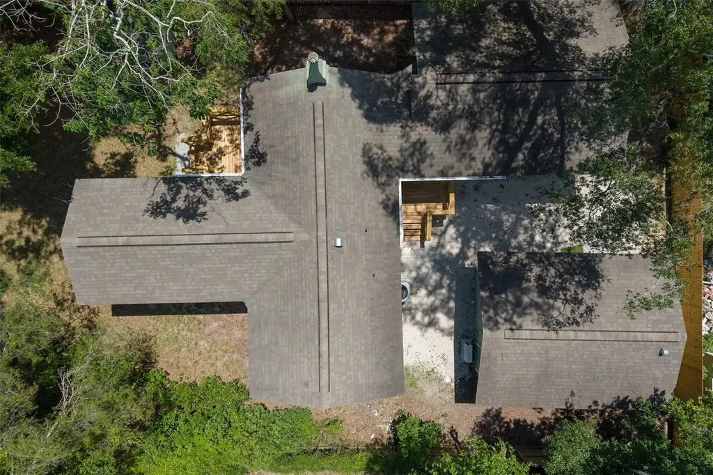 1935 NW 33rd Avenue Gainesville FL 32605