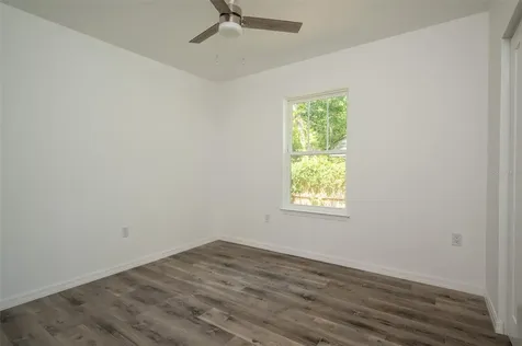 1935 NW 33rd Avenue Gainesville FL 32605