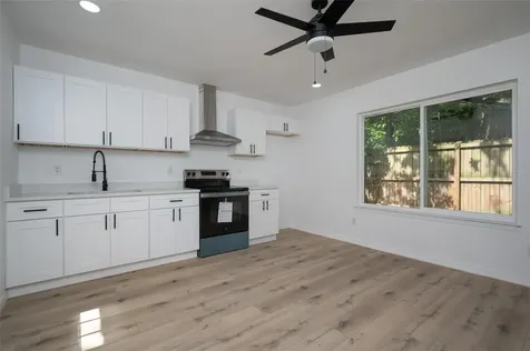 1935 NW 33rd Avenue Gainesville FL 32605
