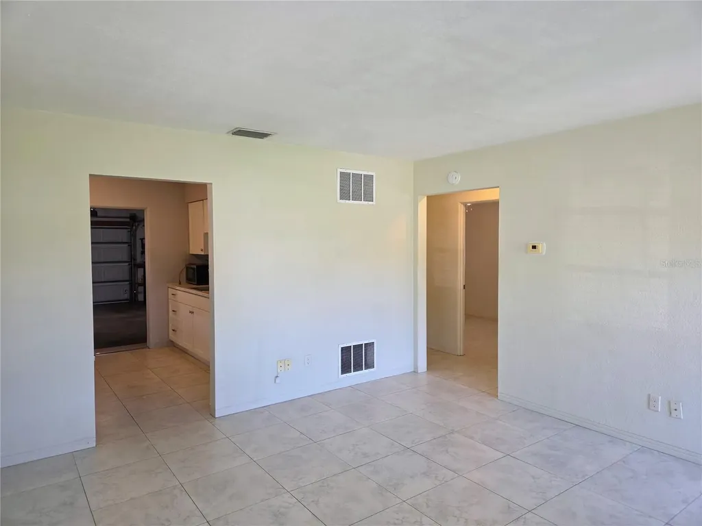 5330 11th Avenue N St Petersburg FL 33710