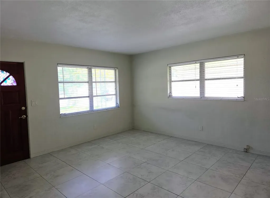 5330 11th Avenue N St Petersburg FL 33710