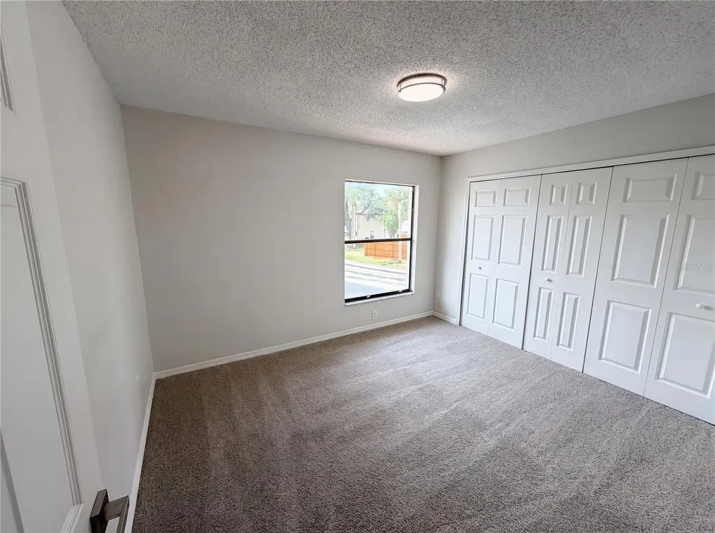 1602 Little Falls Circle Orlando FL 32807