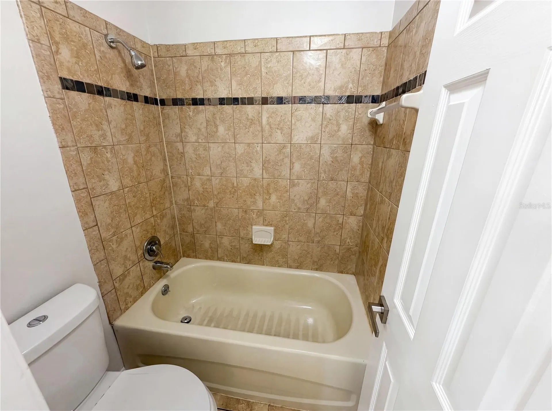 1602 Little Falls Circle Orlando FL 32807