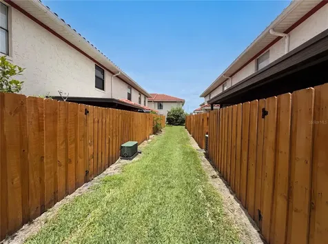 1602 Little Falls Circle Orlando FL 32807