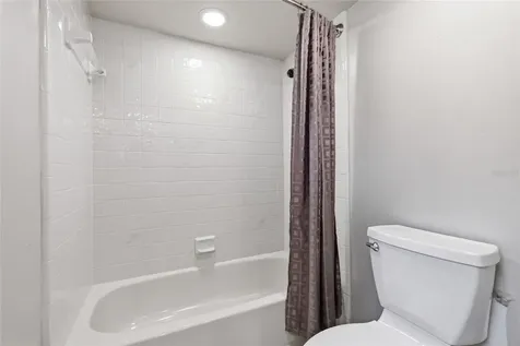 1055 Kensington Park Drive Altamonte Springs FL 32714