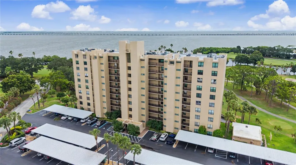 2620 Cove Cay Drive Clearwater FL 33760