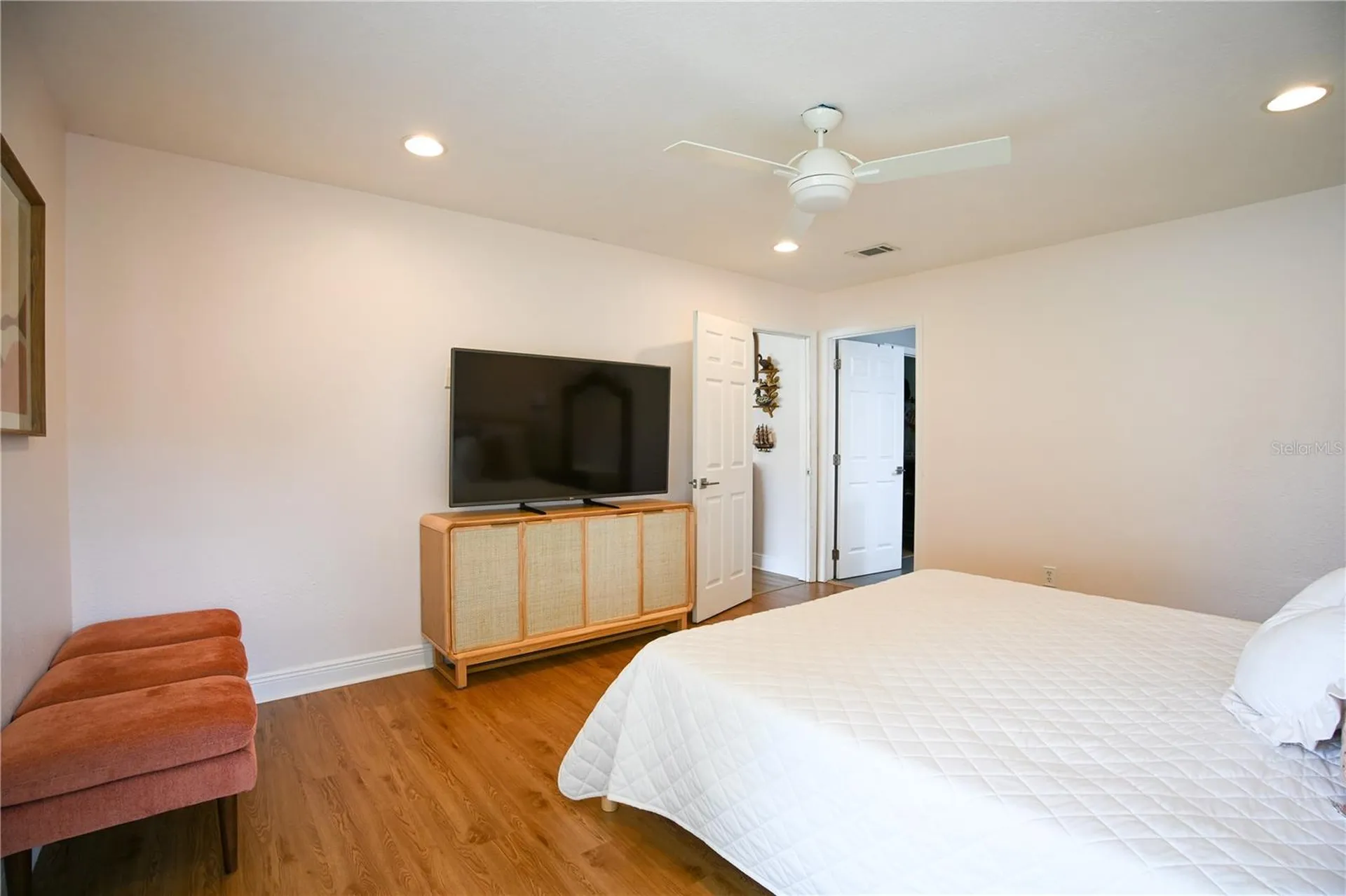 826 Ebb Drive Altamonte Springs FL 32714