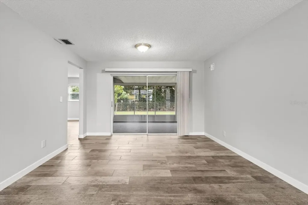 512 Paradise Point Crystal River FL 34429