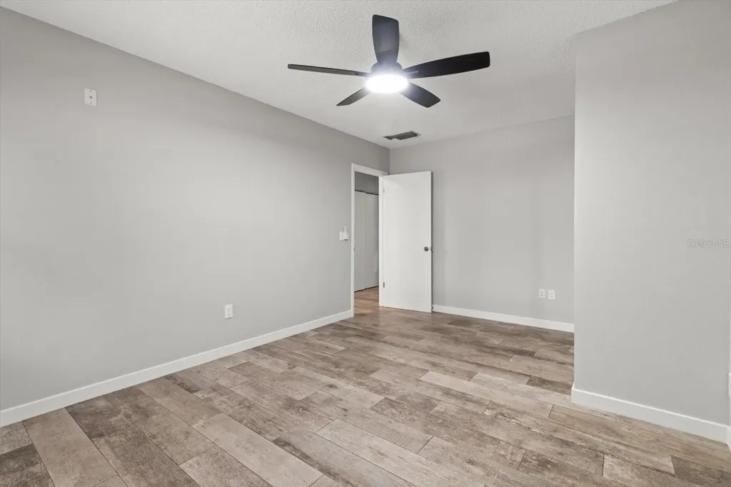 512 Paradise Point Crystal River FL 34429
