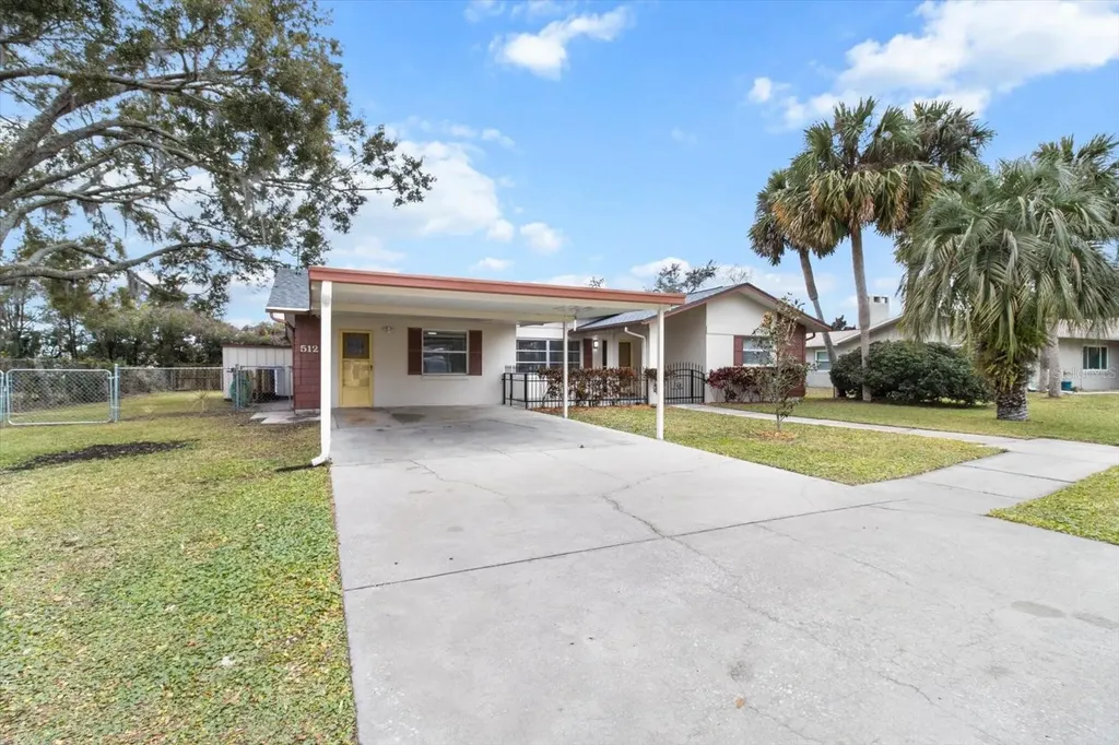 512 Paradise Point Crystal River FL 34429
