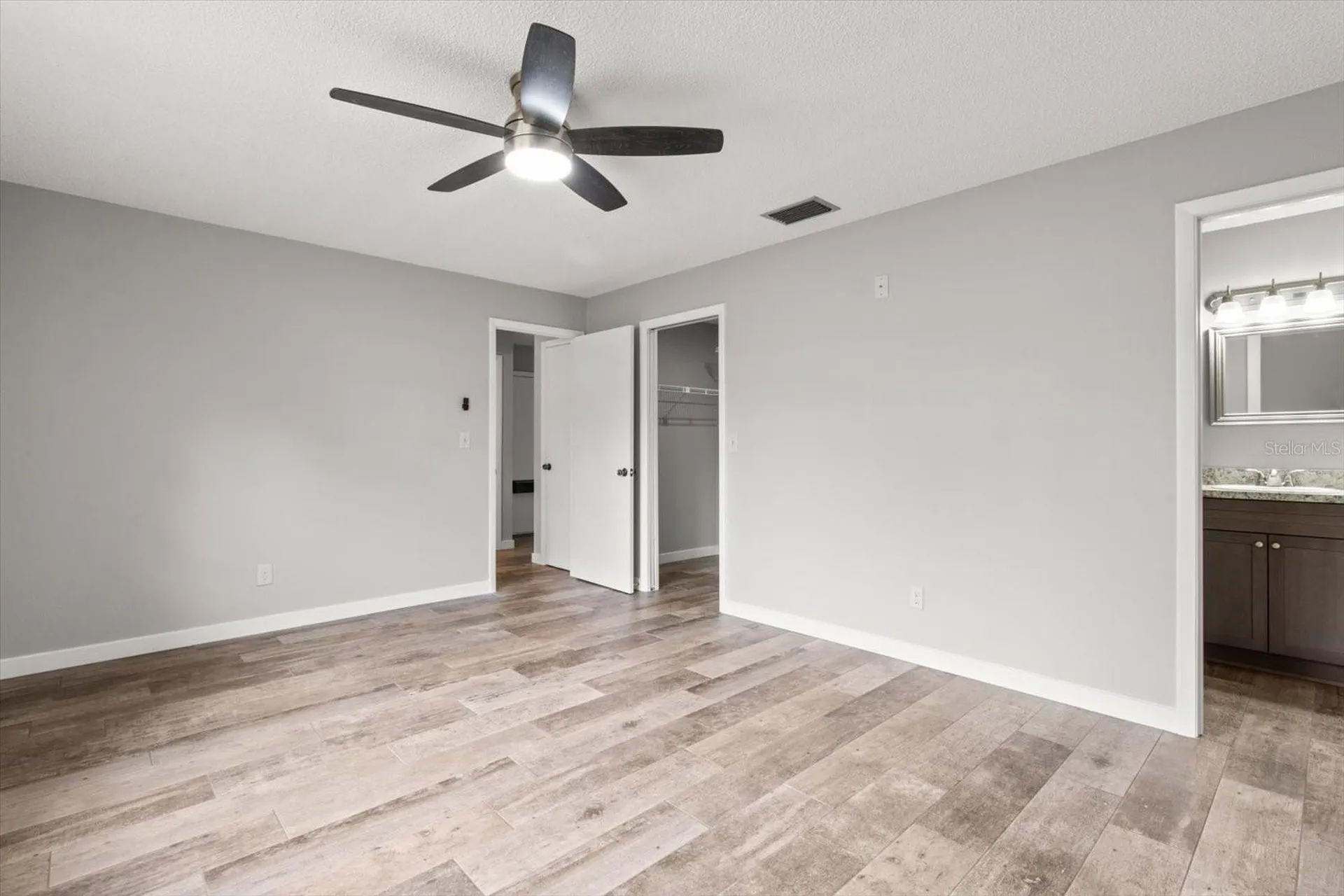 512 Paradise Point Crystal River FL 34429