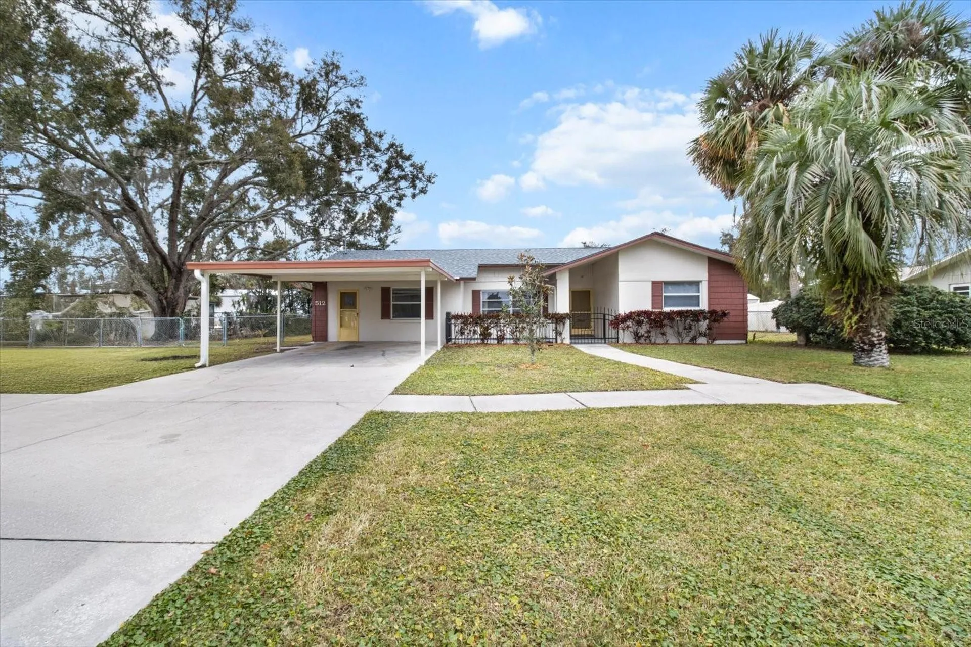512 Paradise Point Crystal River FL 34429
