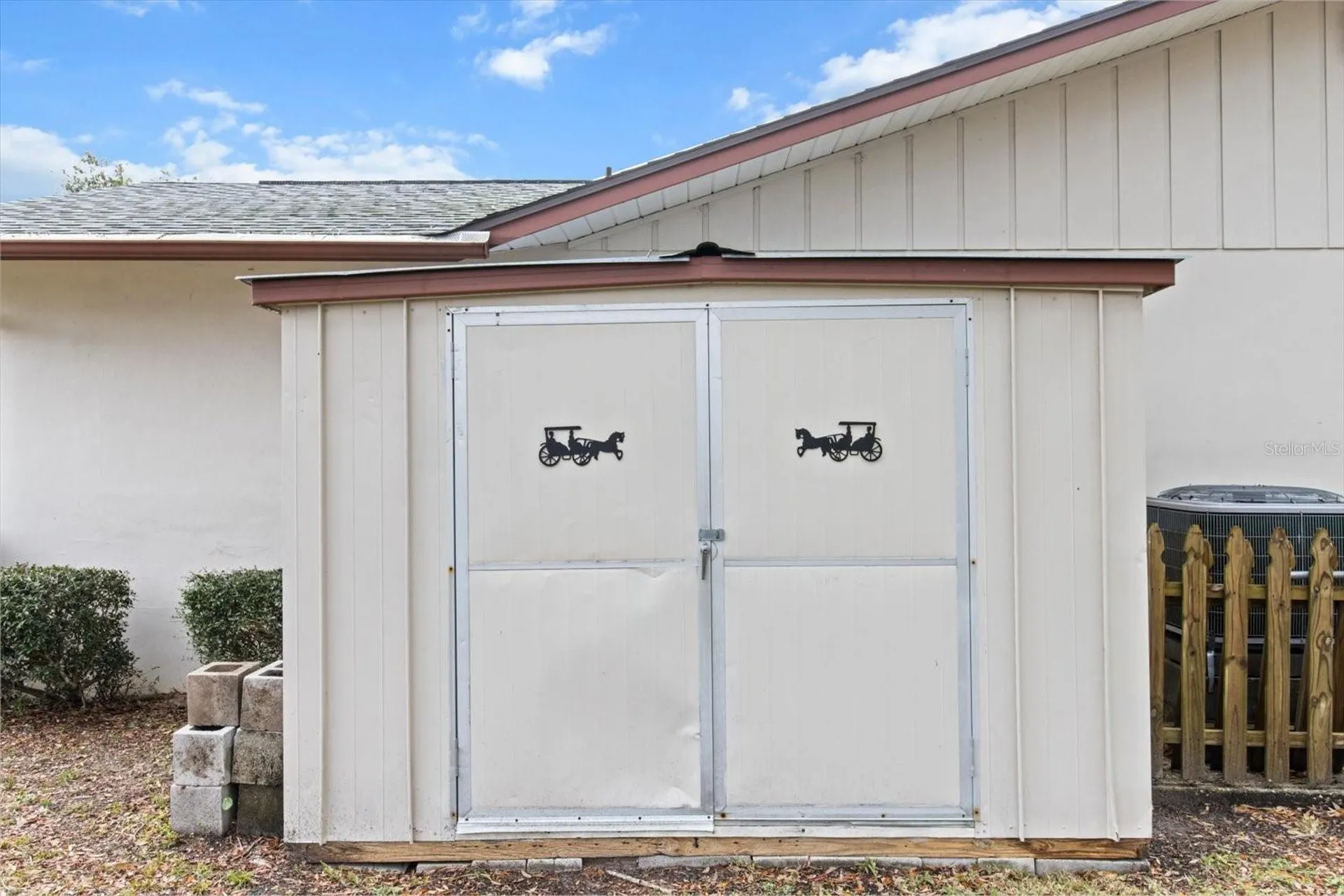 512 Paradise Point Crystal River FL 34429