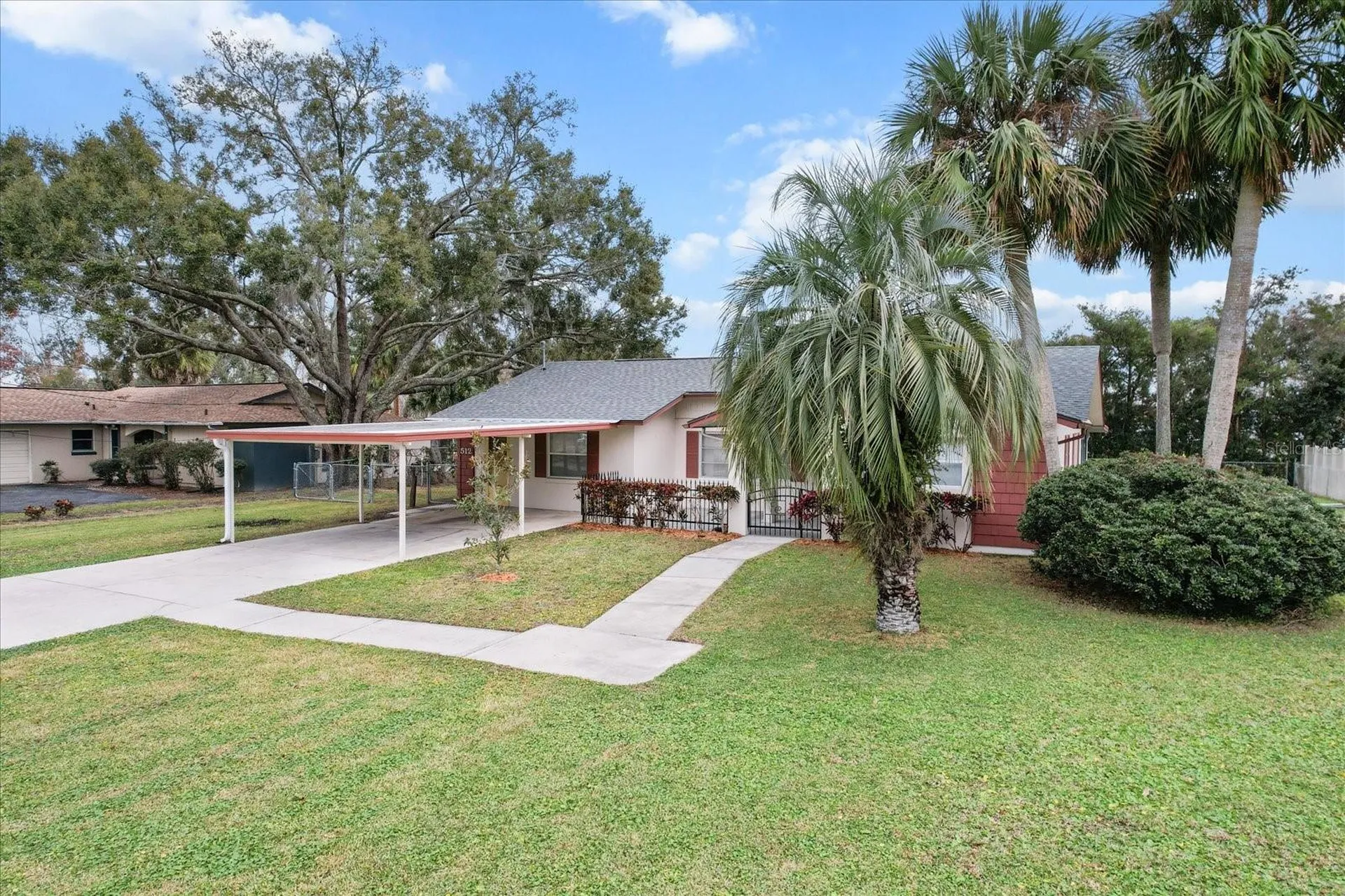 512 Paradise Point Crystal River FL 34429