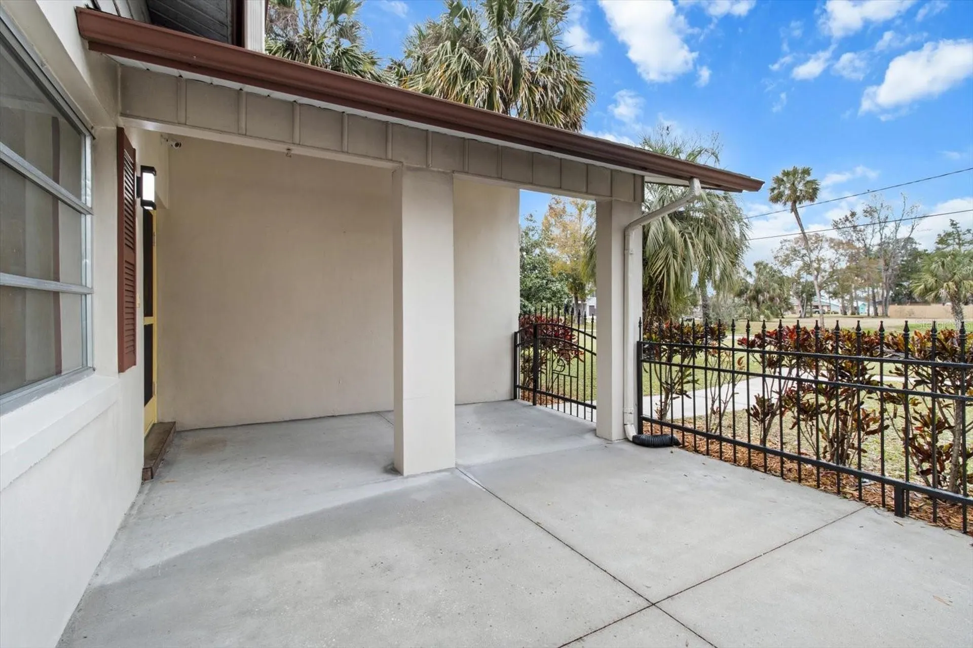 512 Paradise Point Crystal River FL 34429