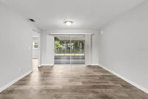 512 Paradise Point Crystal River FL 34429