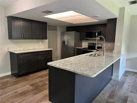 512 Paradise Point Crystal River FL 34429
