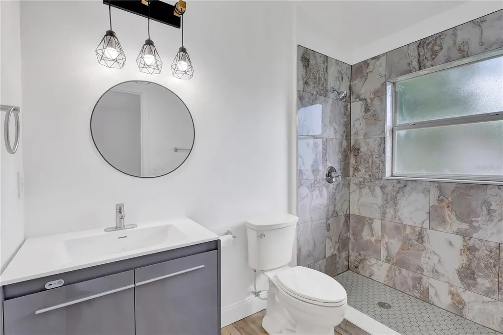 318 Walpole Loop Davenport FL 33897