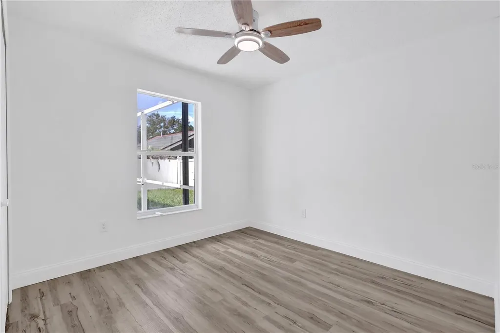 318 Walpole Loop Davenport FL 33897