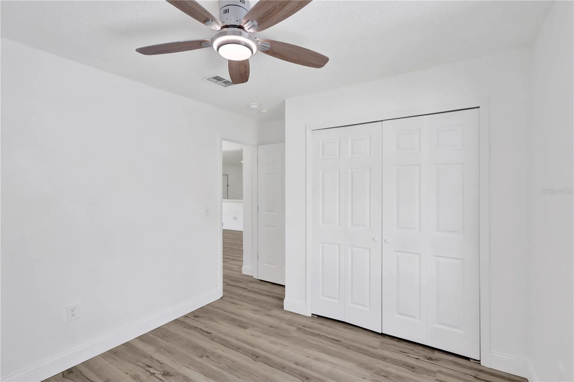 318 Walpole Loop Davenport FL 33897