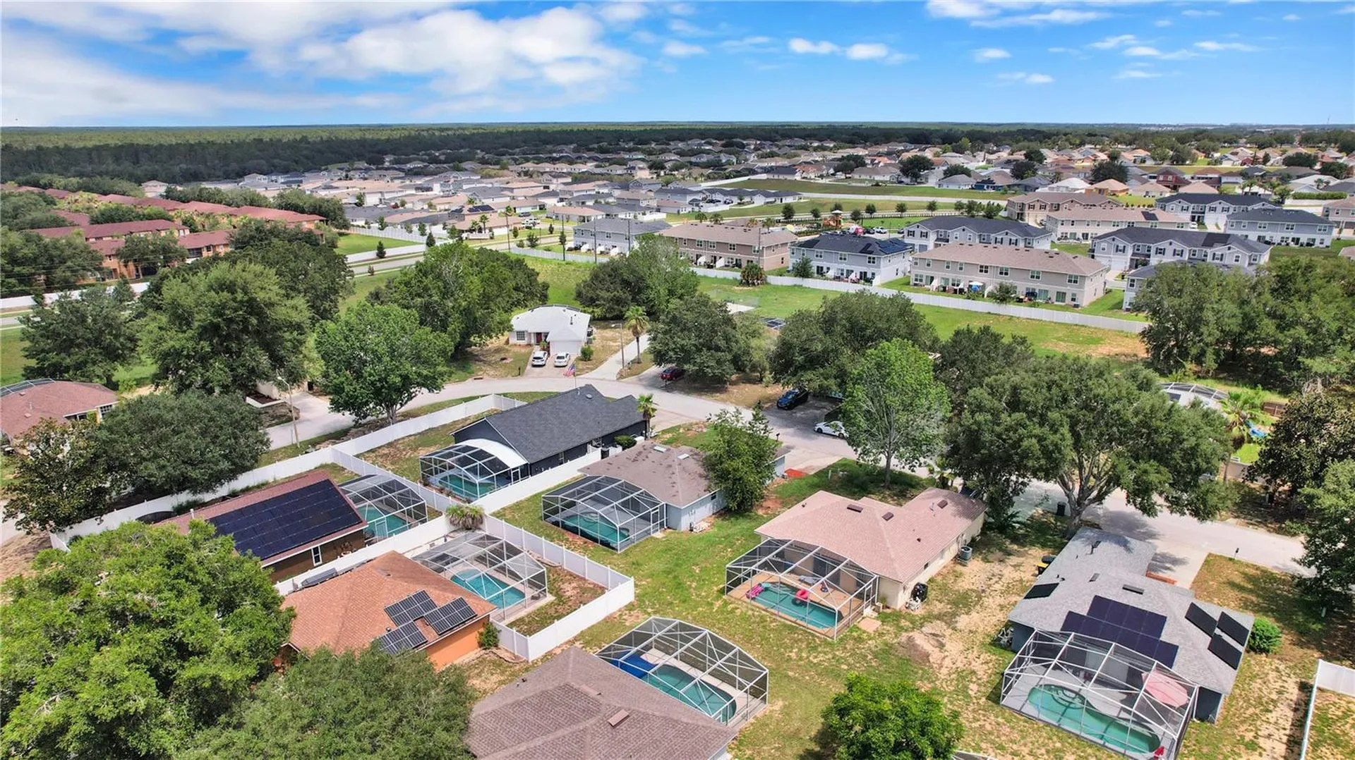 318 Walpole Loop Davenport FL 33897