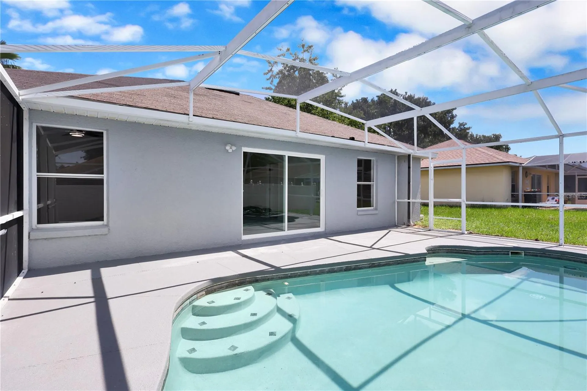 318 Walpole Loop Davenport FL 33897