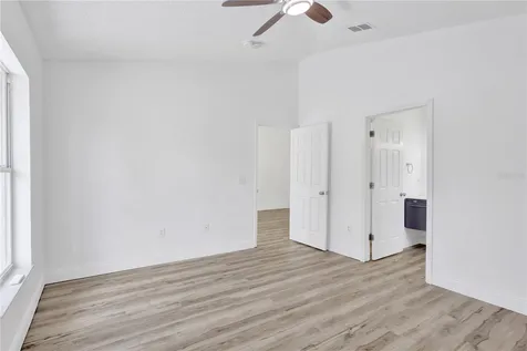 318 Walpole Loop Davenport FL 33897