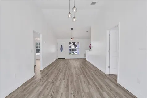 318 Walpole Loop Davenport FL 33897