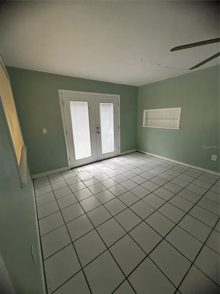 2217 Mallory Avenue Tampa FL 33605
