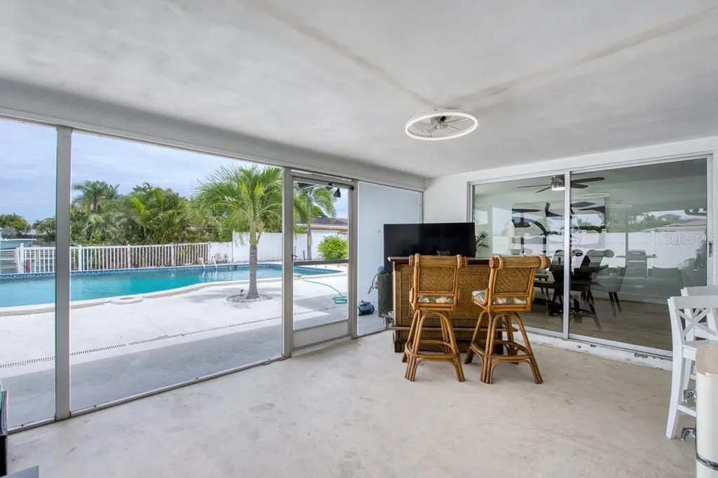 12125 6th Street E Treasure Island FL 33706