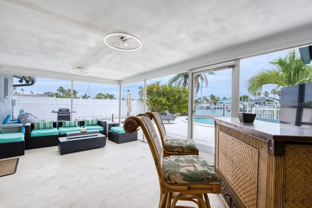 12125 6th Street E Treasure Island FL 33706