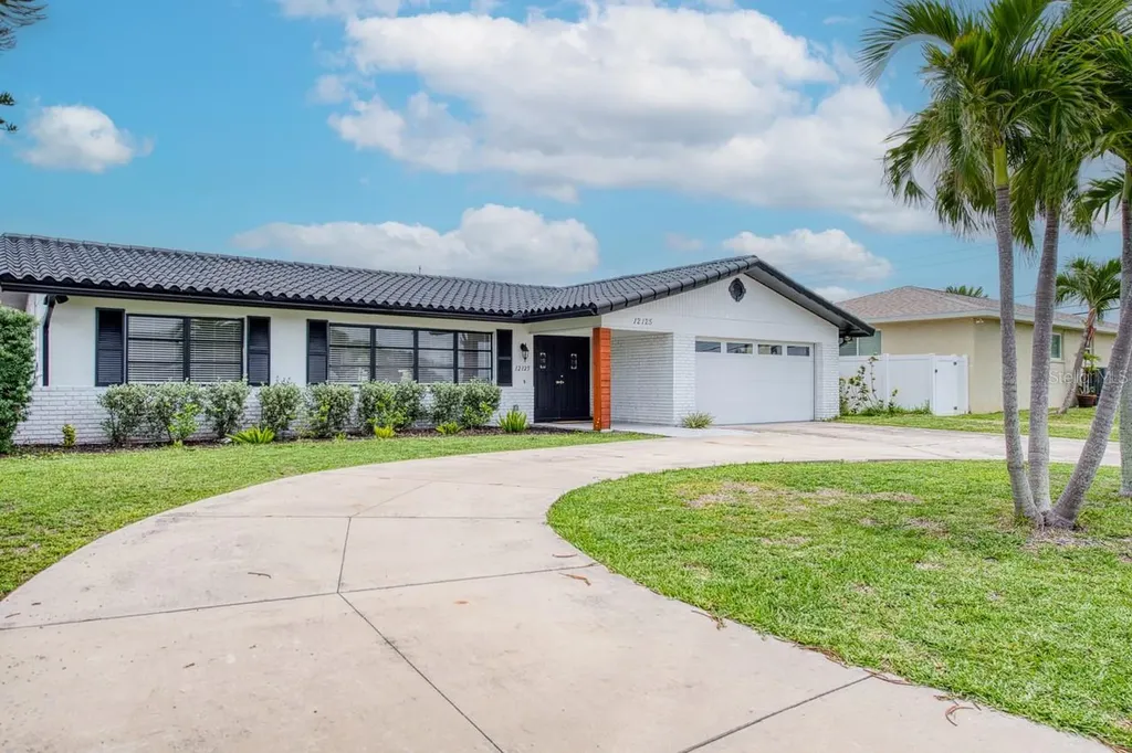 12125 6th Street E Treasure Island FL 33706