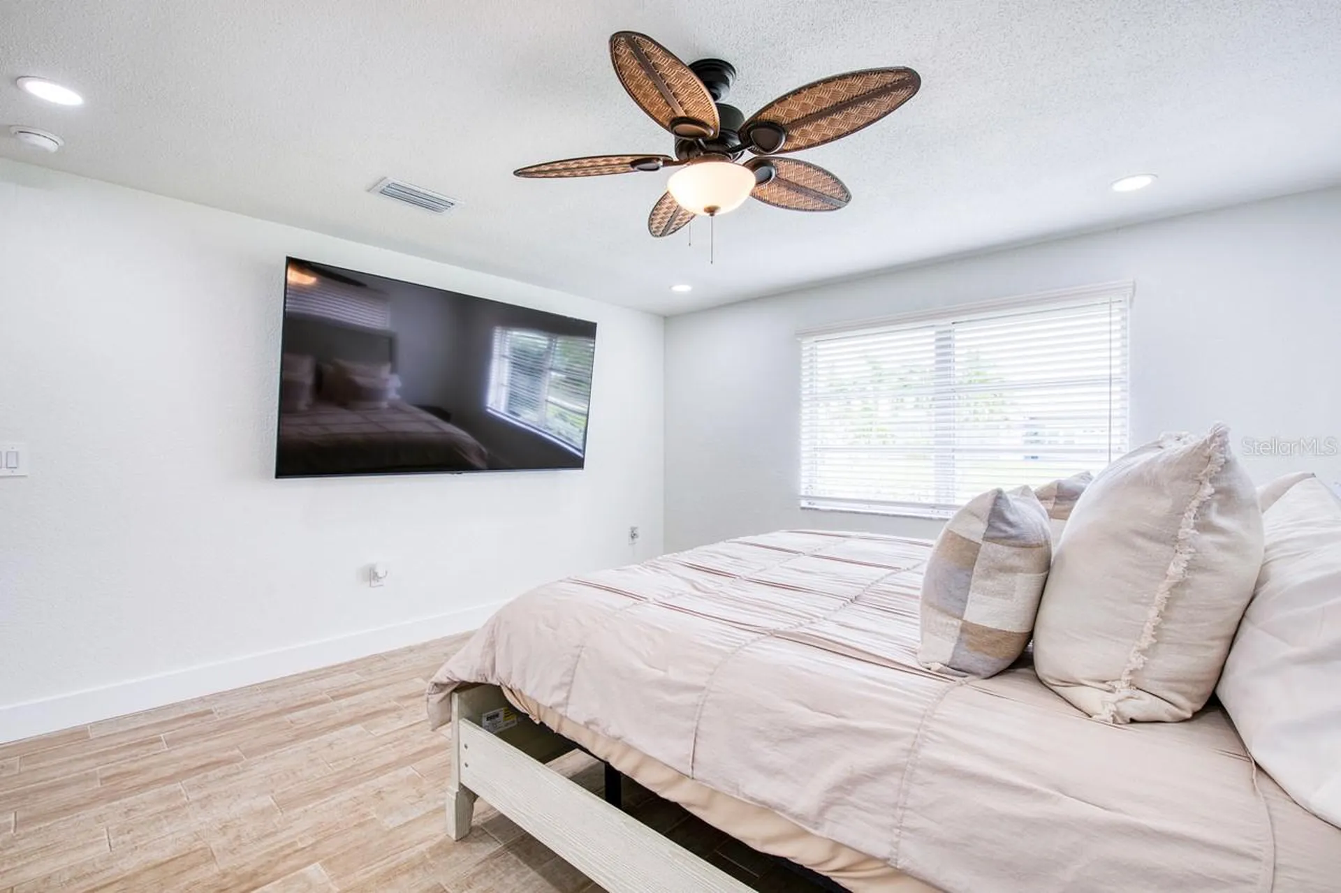 12125 6th Street E Treasure Island FL 33706