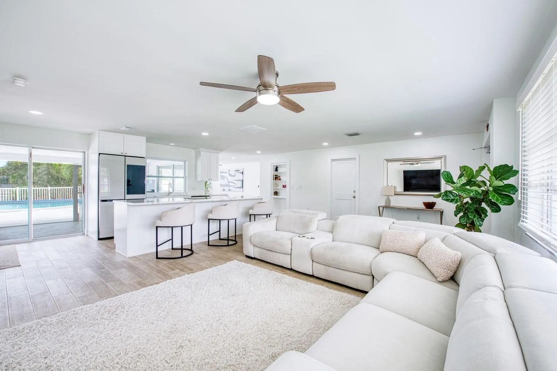 12125 6th Street E Treasure Island FL 33706