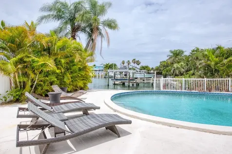 12125 6th Street E Treasure Island FL 33706