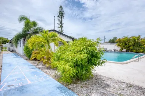 12125 6th Street E Treasure Island FL 33706
