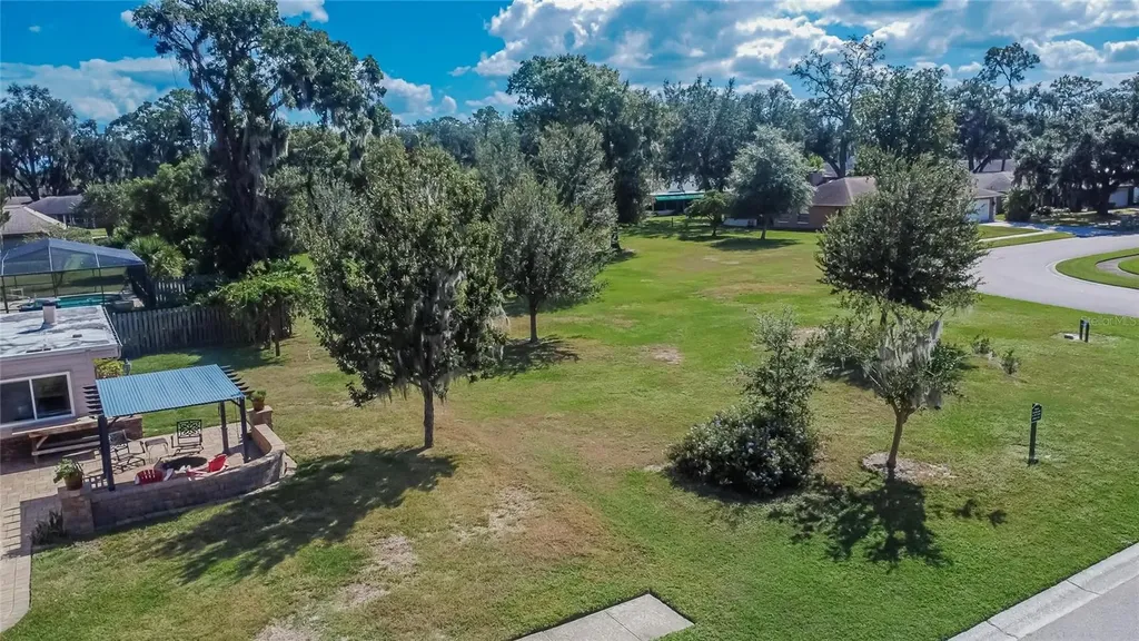 1615 Teakwood Drive Plant City FL 33563