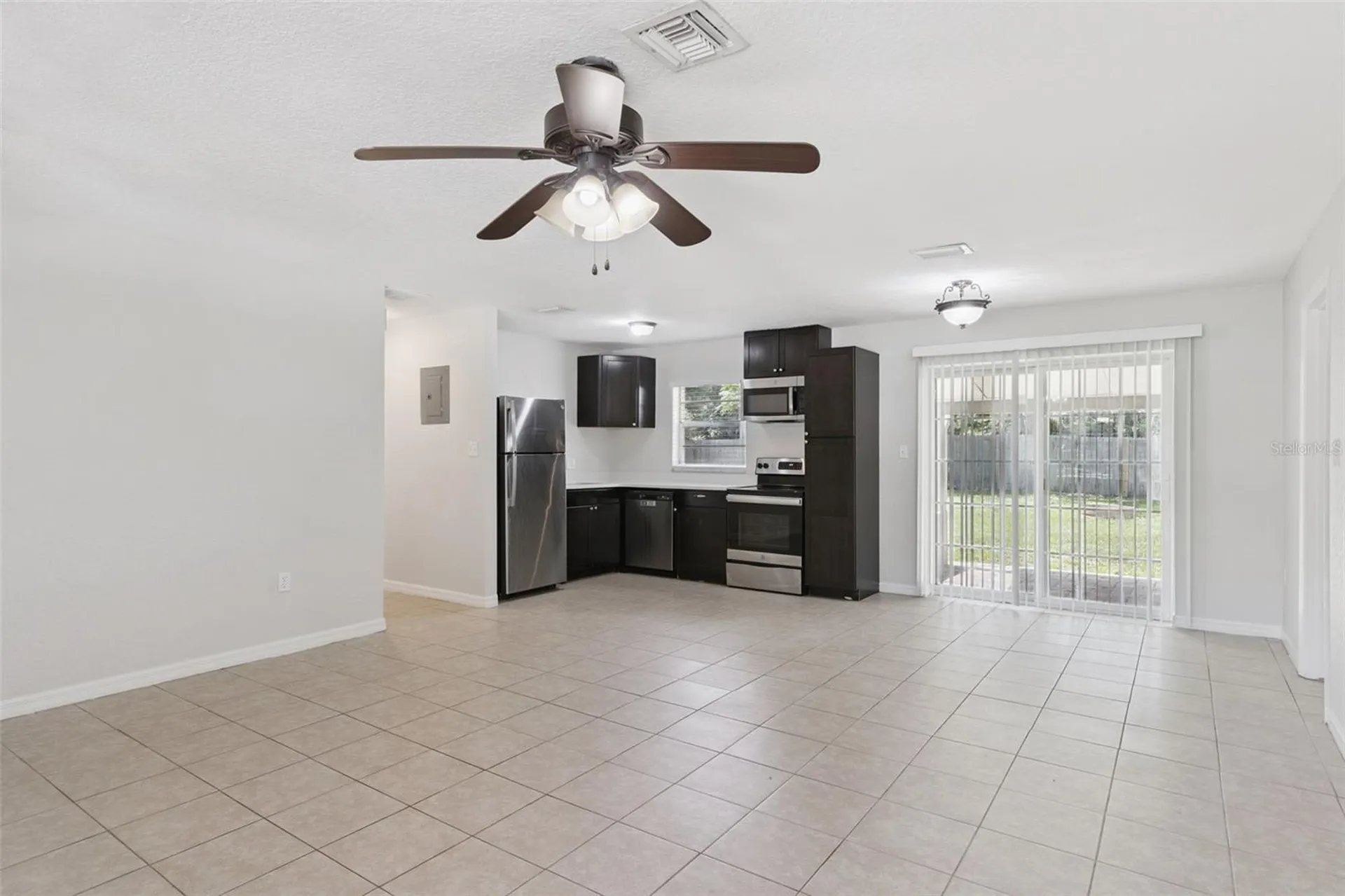 116 Holly Street Apopka FL 32712
