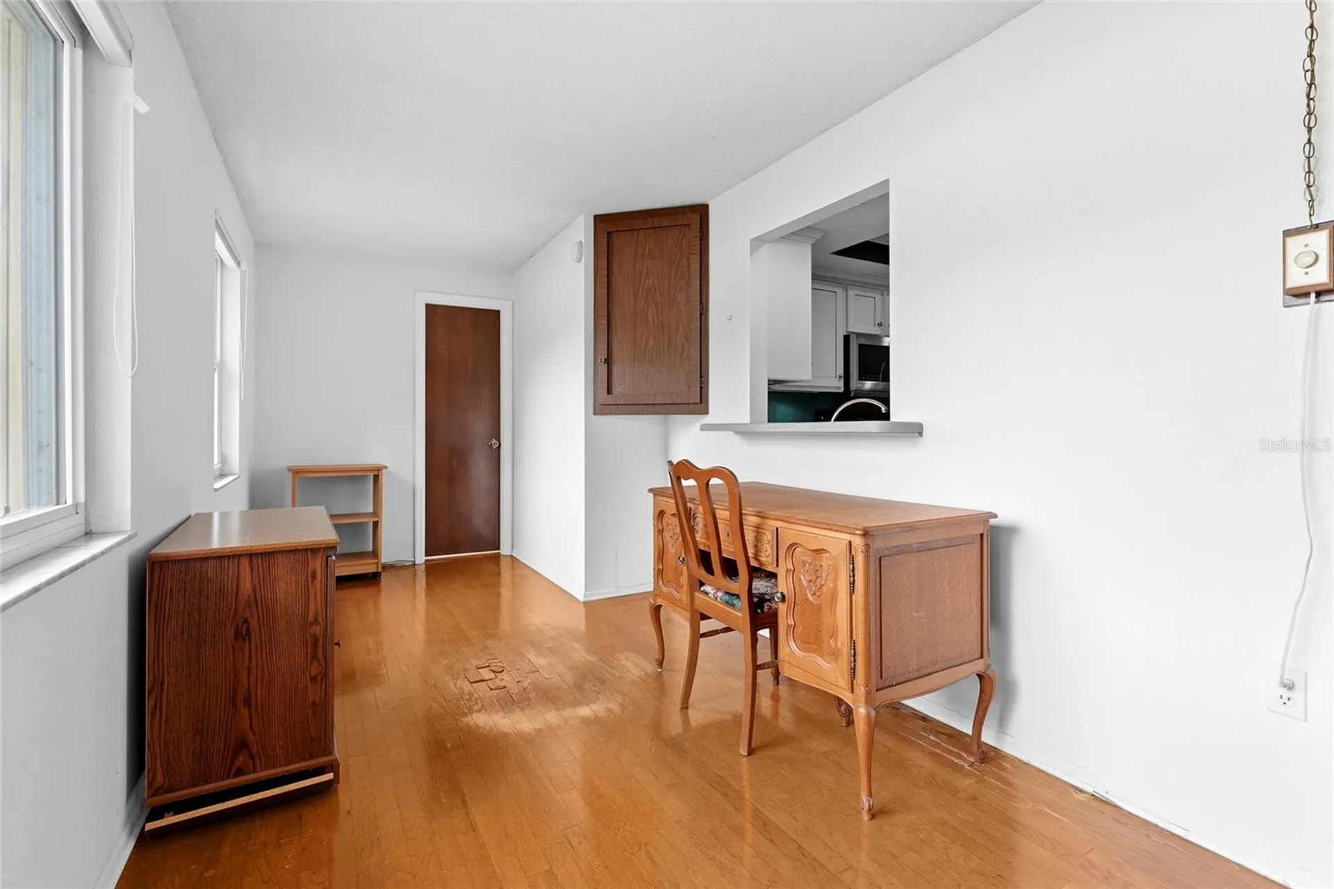1006 De Leo Drive Sarasota FL 34243