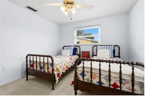 1006 De Leo Drive Sarasota FL 34243