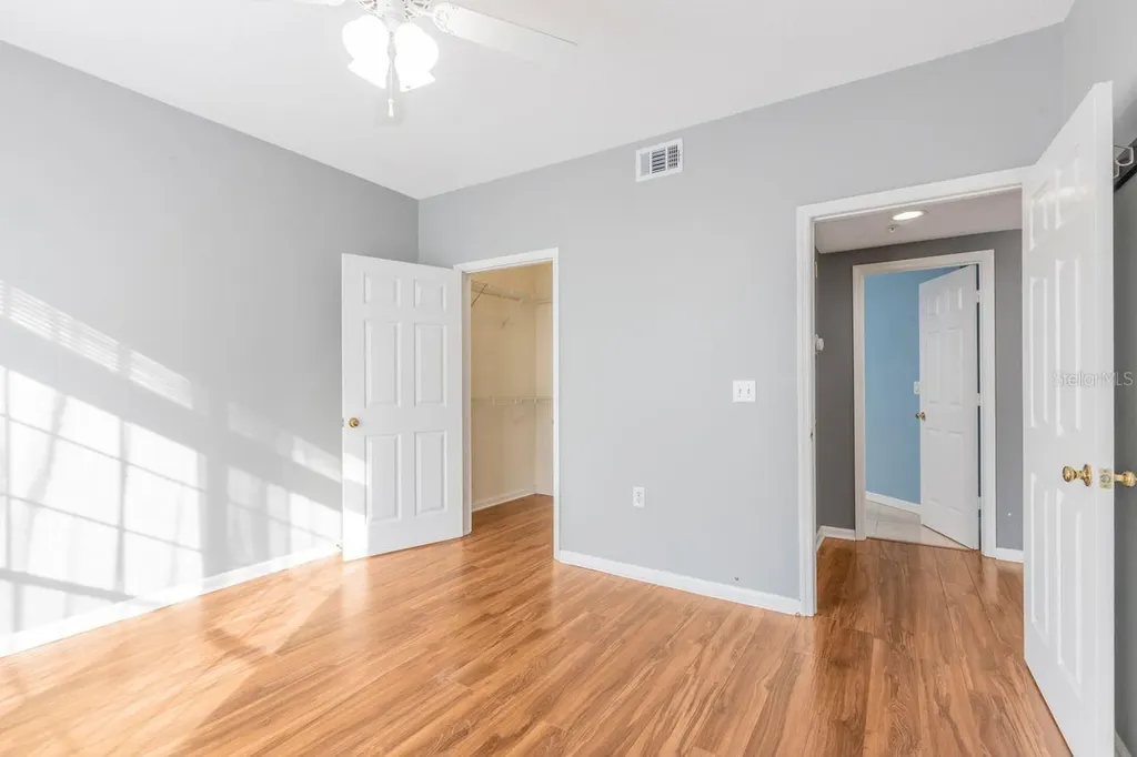 3205 Bay Club Circle Tampa FL 33607